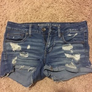 Distressed American Eagle Short Shorts Size 6